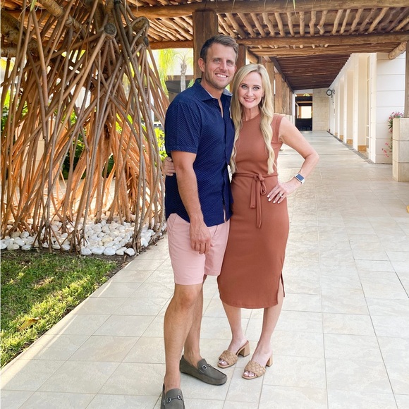 Meet your Posher, Melissa - Picture 1 of 1